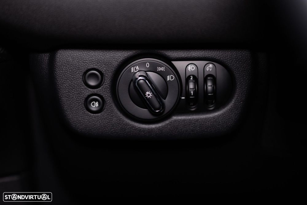 MINI Clubman One D Sport Edition Auto - 35