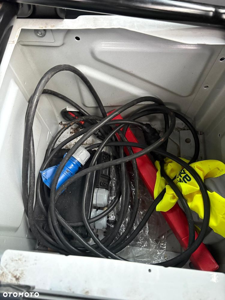 Mercedes-Benz Sprinter 316 - 8