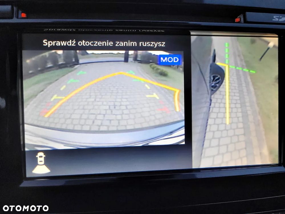 Nissan Qashqai 1.6 dCi Xtronic TEKNA+ - 13