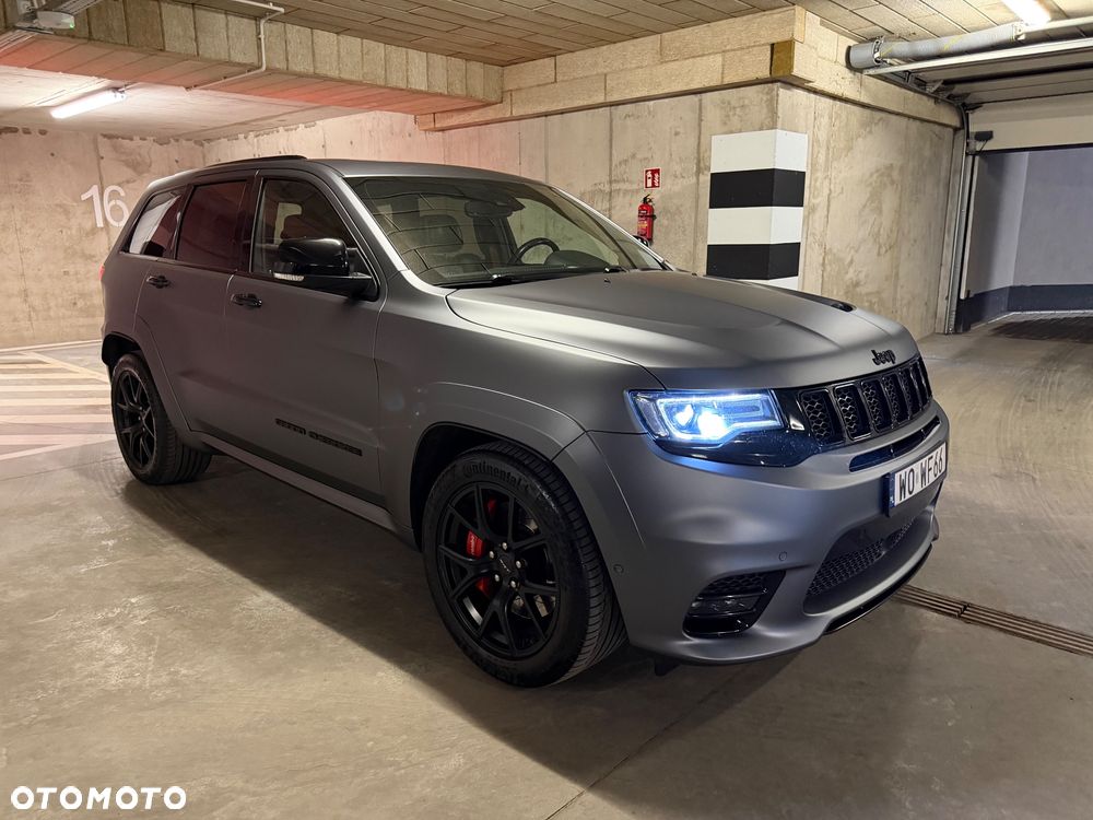 Jeep Grand Cherokee - 14