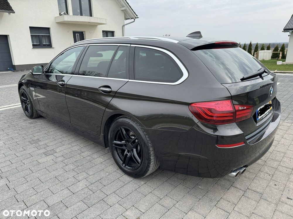 BMW Seria 5 520d Luxury Line sport - 13