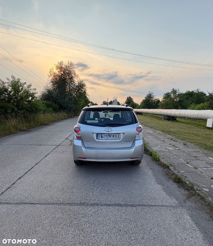 Toyota Verso 2.0 D-4D Premium 7os - 3