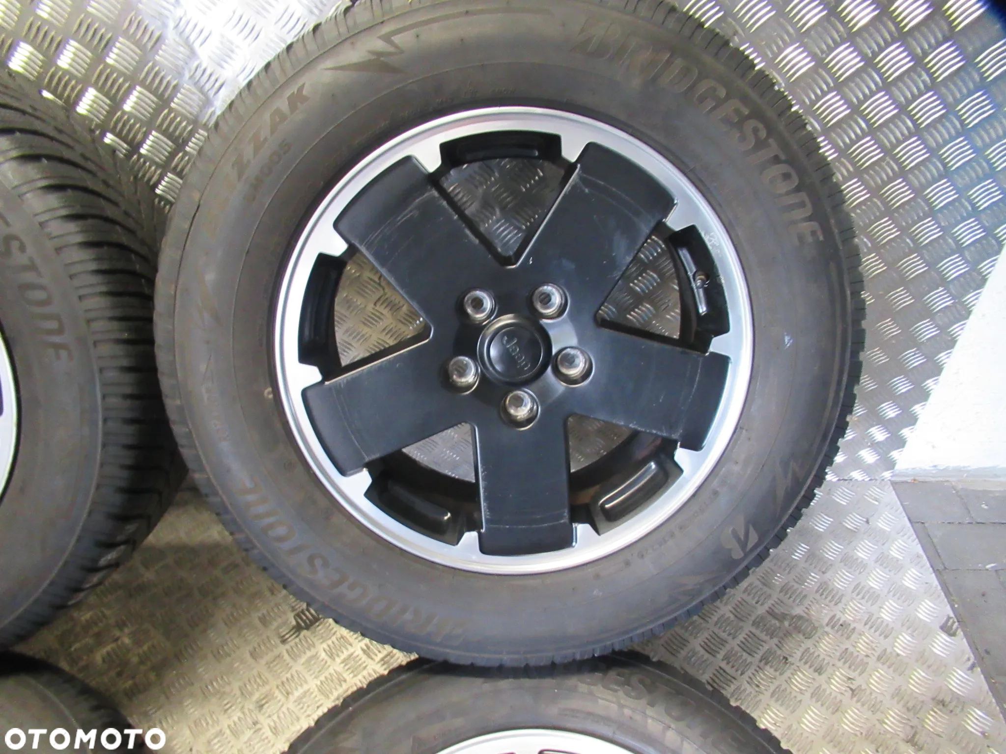 Koła Jeep Wrangler Gladiator Grand Cherokee 7,5Jx18 et44,5 5x127 - 2