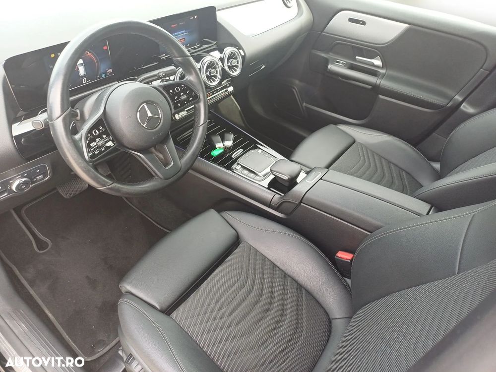 Mercedes-Benz GLA 200 d 4MATIC Aut. - 13