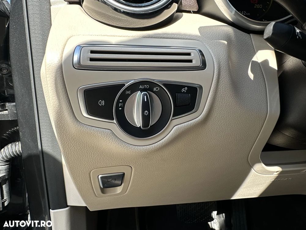 Mercedes-Benz GLC - 16