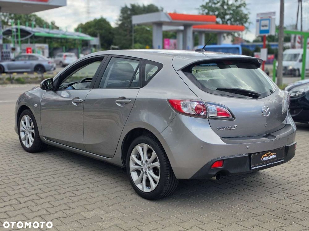 Mazda 3 - 6