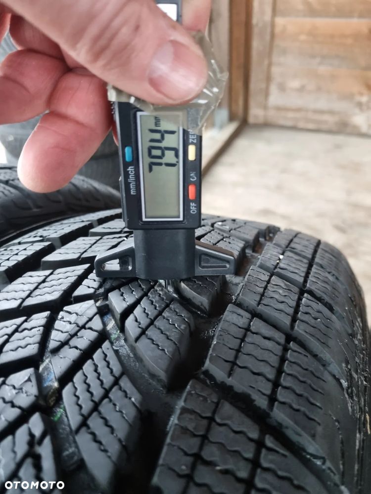 Opony Goodyear ULTRAGRIP PERFORMANCE+ SUV 215/60R17 99V 2022r,4x8mm super - 7