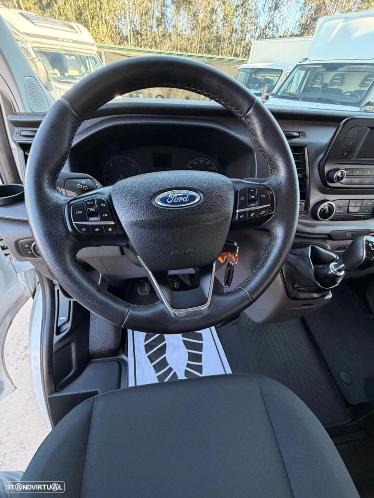 Ford Transit Custom - 8 Lugares - 13