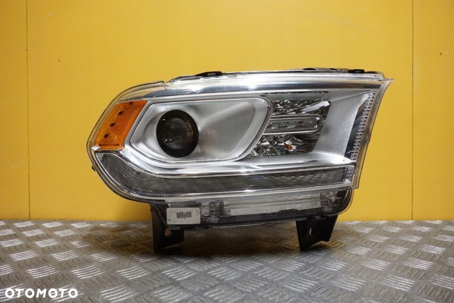 DODGE DURANGO 2014- REFLEKTOR LAMPA JASNA XENON Z LED PRAWA USA - 1