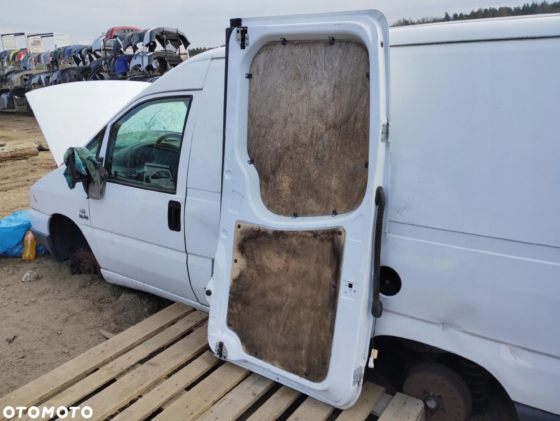 Mercedes Sprinter 906 Drzwi Tylne Tył Lewe Niskie - 8