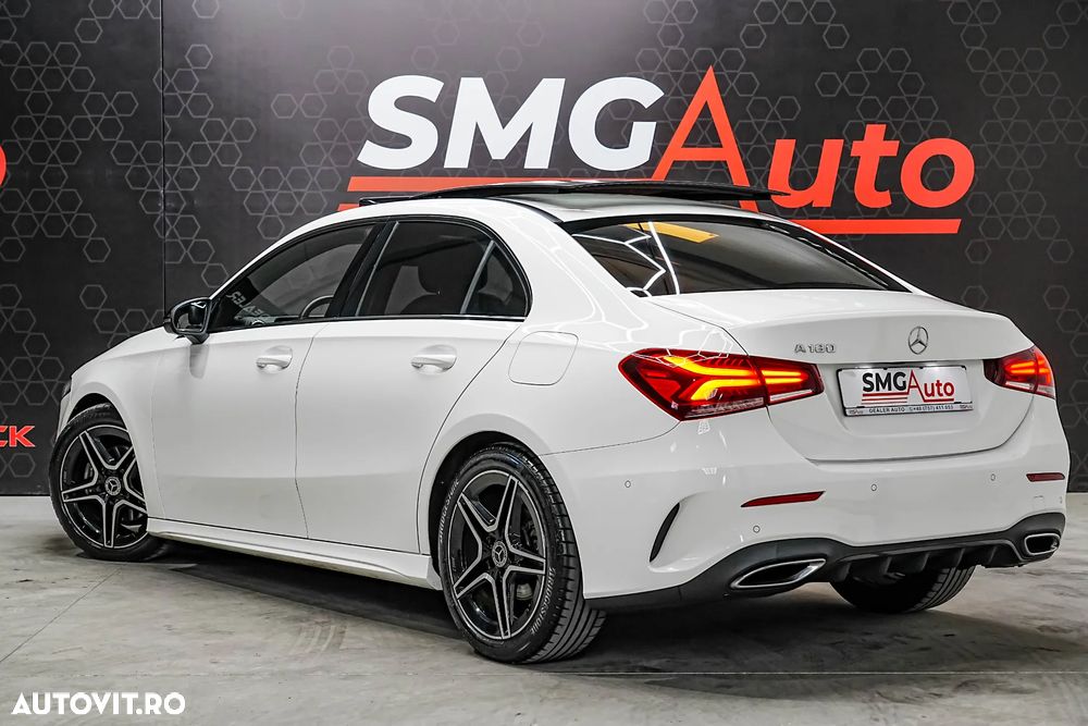 Mercedes-Benz A 180 7G-DCT AMG Line - 4