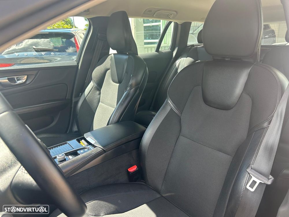 Volvo V60 2.0 T8 AWD TE Inscription - 11