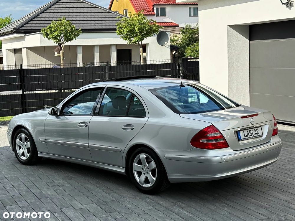 Mercedes-Benz Klasa E - 22