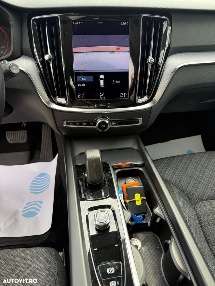 Volvo V60 B4 D Geartronic Momentum Pro - 31