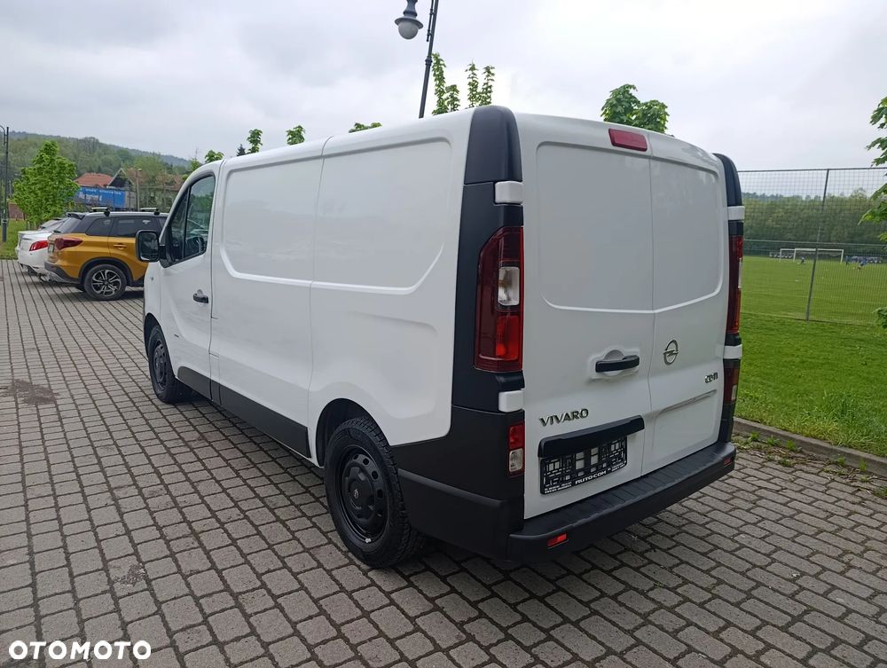 Opel VIVARO - 10