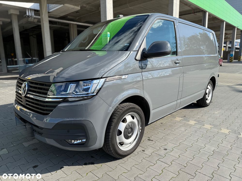 Volkswagen Transporter T6.1 150 km 29 tyś km automat hak - 3