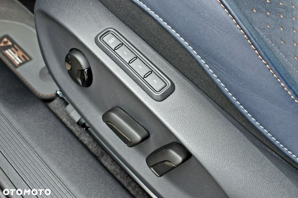 Cupra Tavascan 82kWh 4Drive VZ - 11