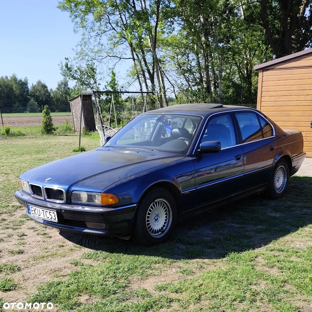 BMW Seria 7 - 2