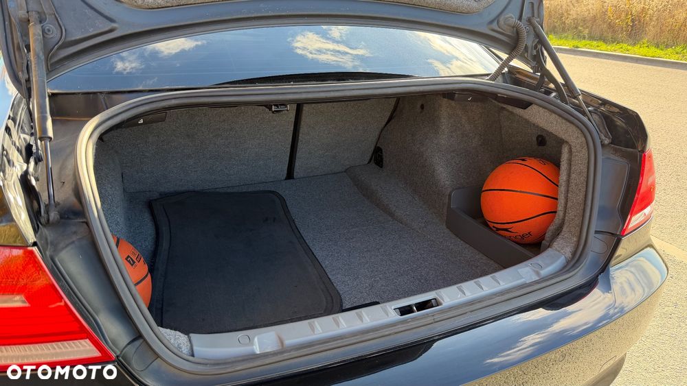 BMW Seria 3 325i - 15