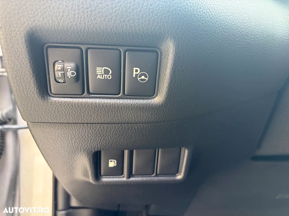 Toyota C-HR Business-Edition - 21