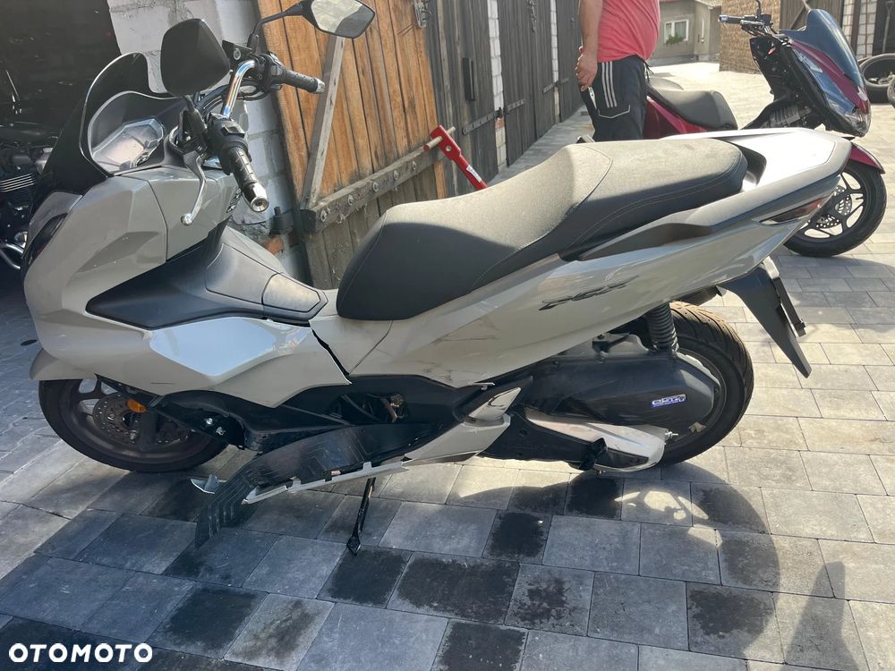 Honda PCX - 4