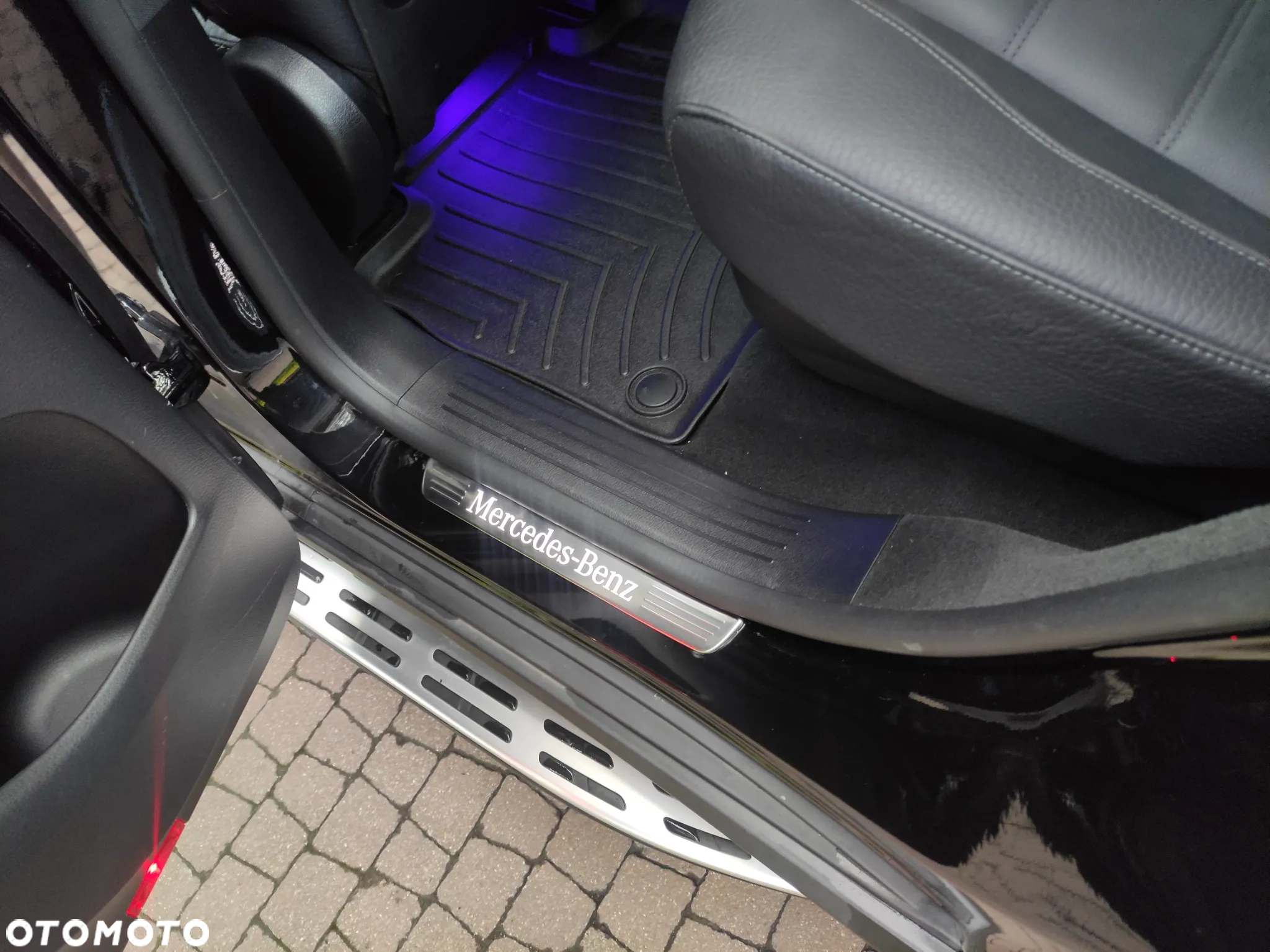 Mercedes-Benz GLE - 24