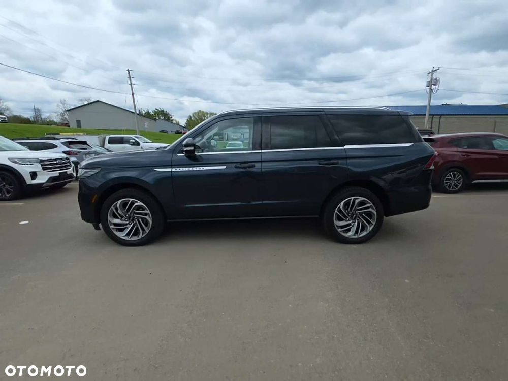Lincoln Navigator - 2