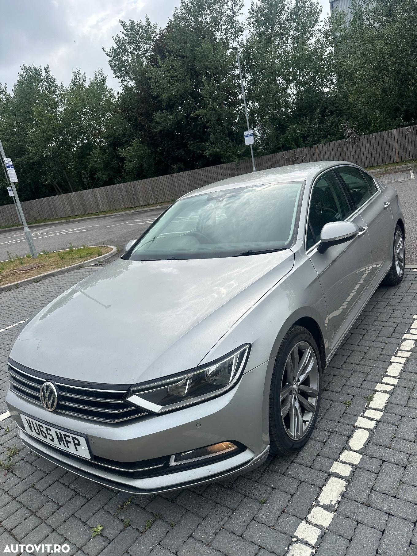 Volkswagen Passat 2.0 TDI SCR Business - 2
