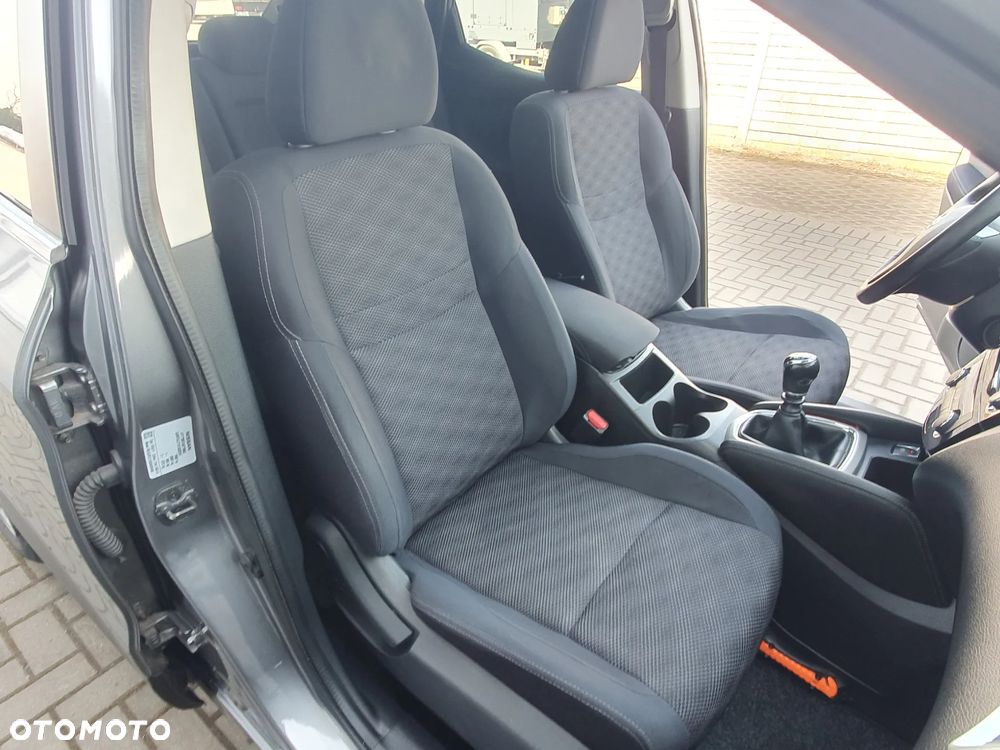 Nissan Qashqai - 37