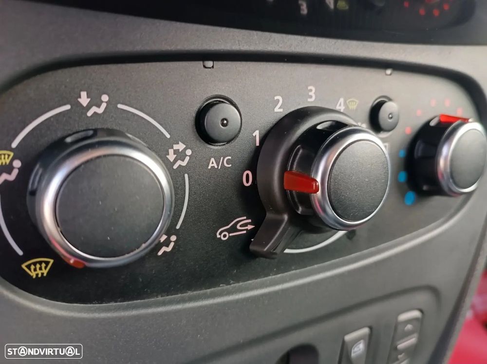 Dacia Sandero Stepway TCe 90 Easy-R S&S Celebration - 19