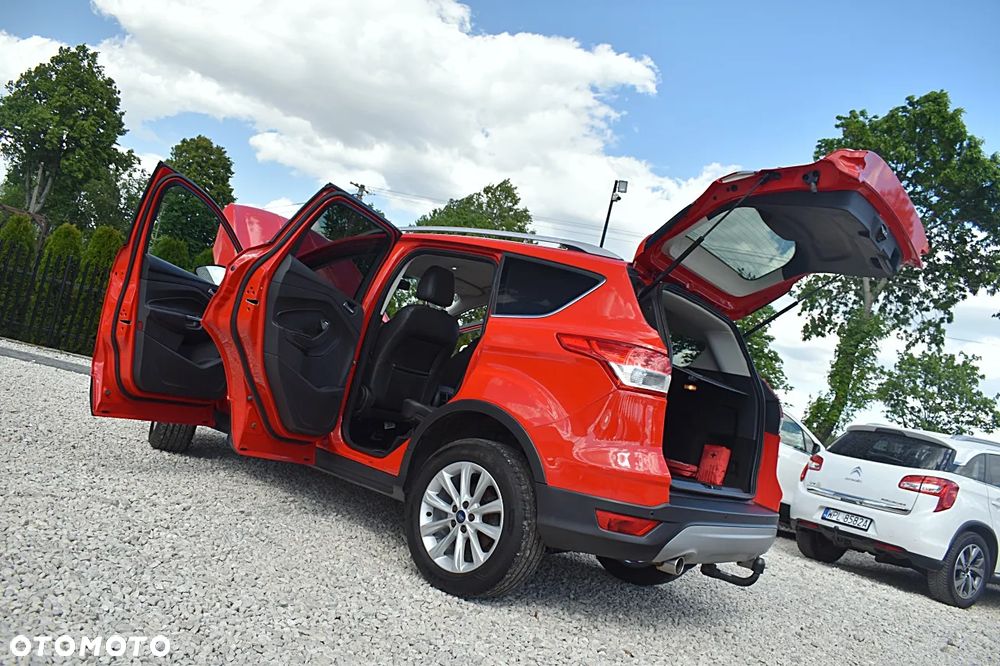 Ford Kuga 2.0 TDCi 2x4 Titanium - 14
