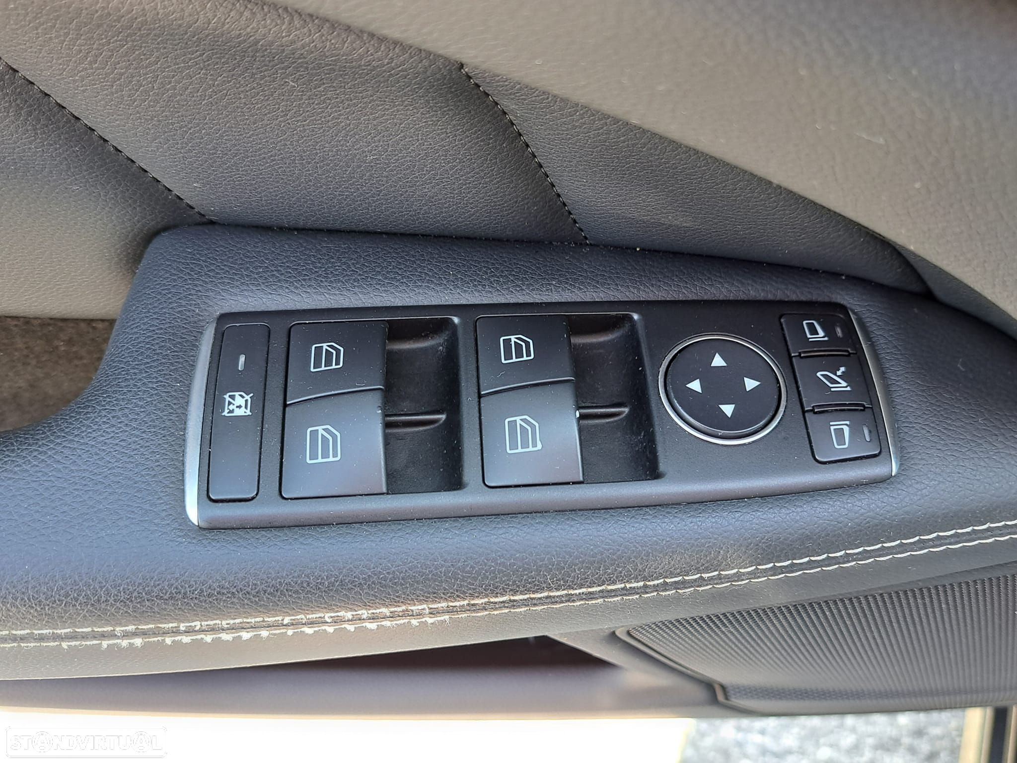 Mercedes-Benz CLS 350 CDi BlueTEC - 27