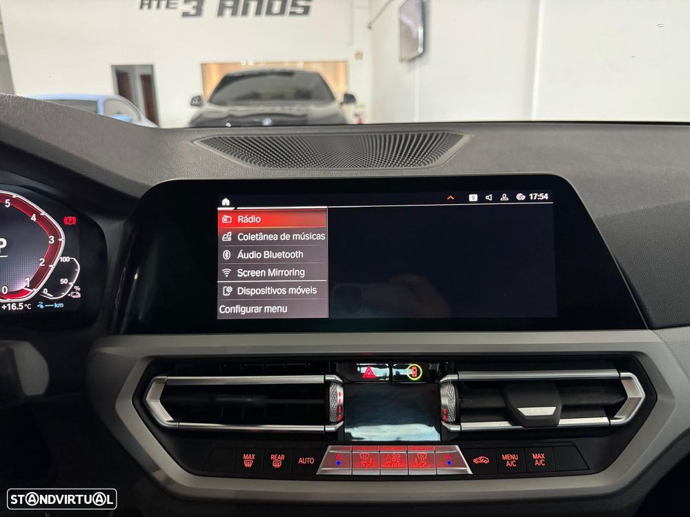 BMW 330 e Pack M Auto - 24
