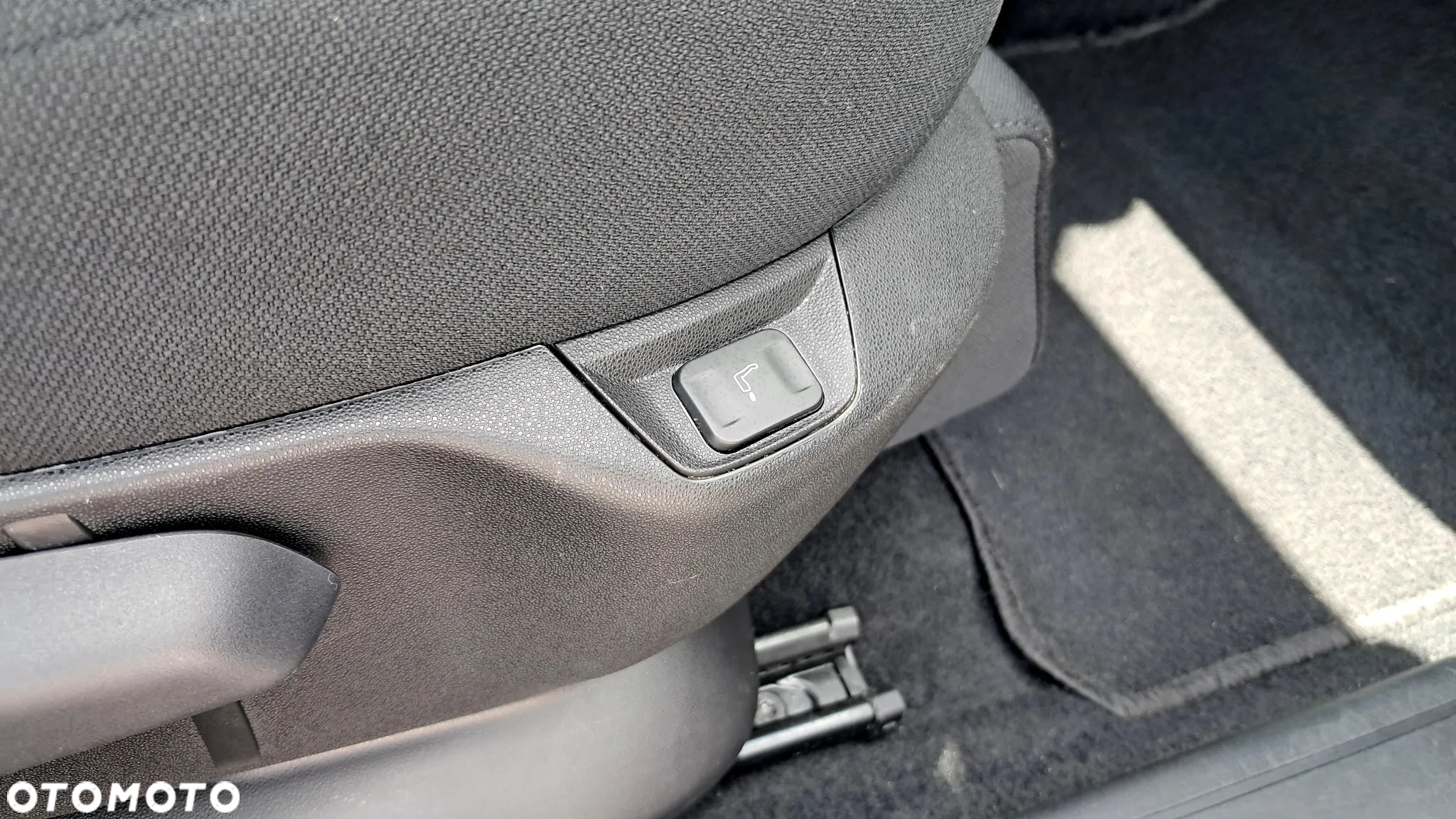 Citroën C4 Grand Picasso 1.6 e-HDi Seduction ETG6 - 16