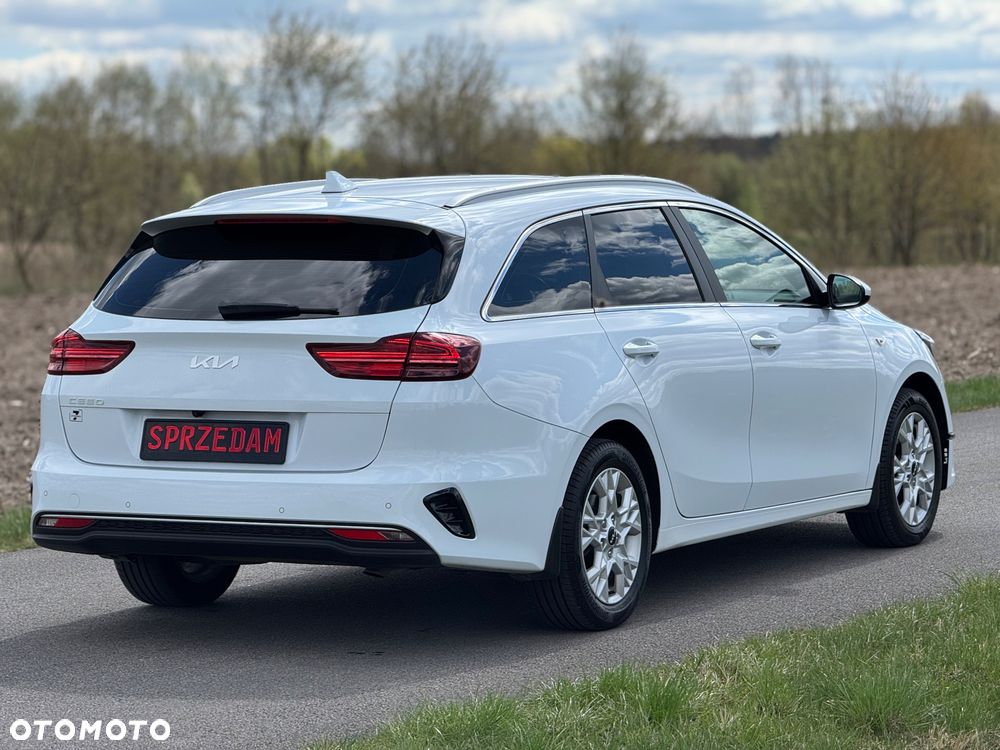 Kia Ceed 1.5 T-GDI M - 3