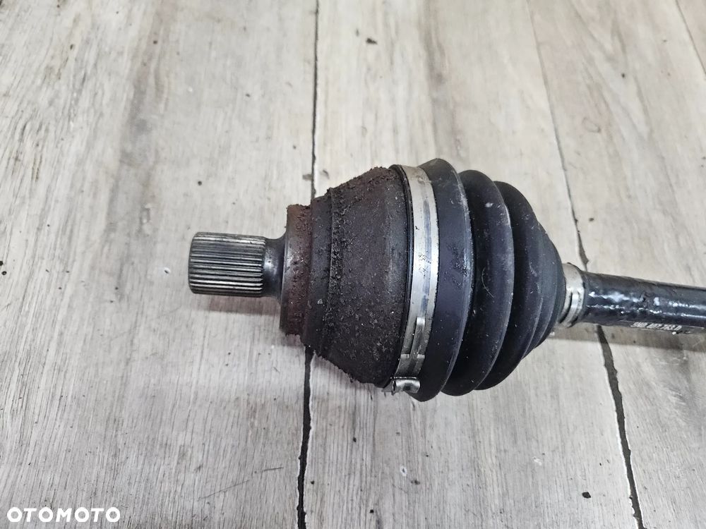 Półoś lewa przednia VW Tiguan Passat B7 Audi Q3 2,0 TDI 2015r 5N0407763D - 2