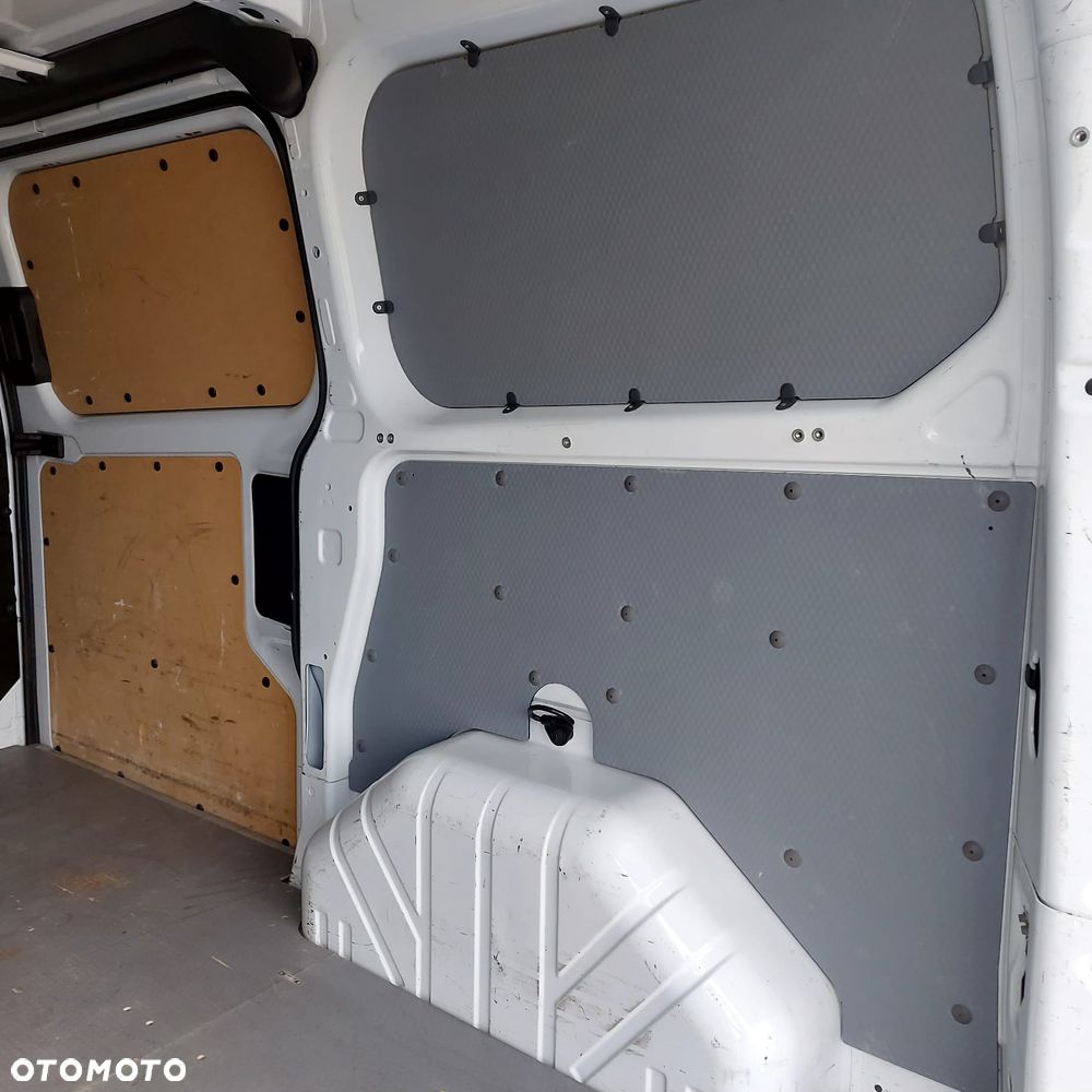 Ford Transit Custom - 16