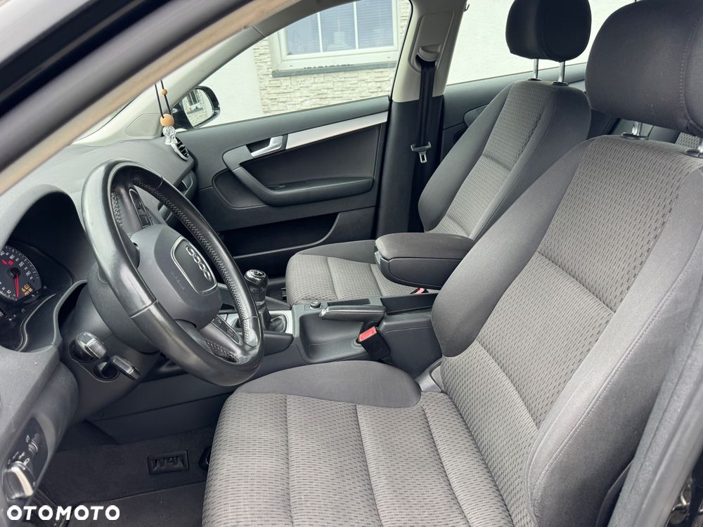 Audi A3 Sportback 2.0 TDI DPF Attraction - 7