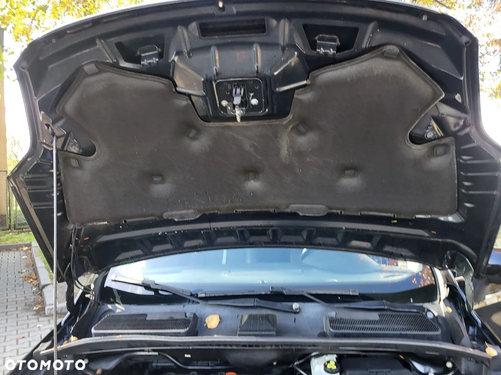 Ford Kuga 2.0 TDCi 2x4 Titanium - 21