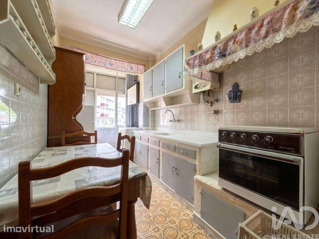 Apartamento T2 em Amora de 68 m2 - Grande imagem: 5/16