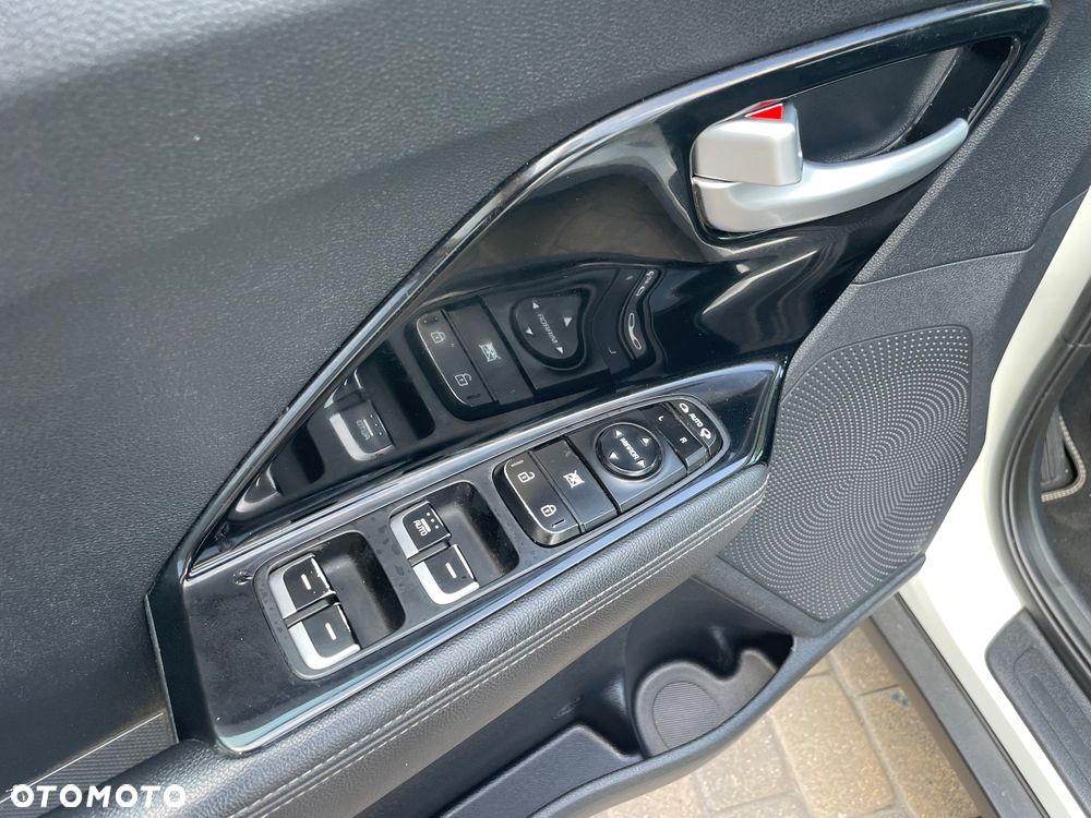 Kia Niro - 24
