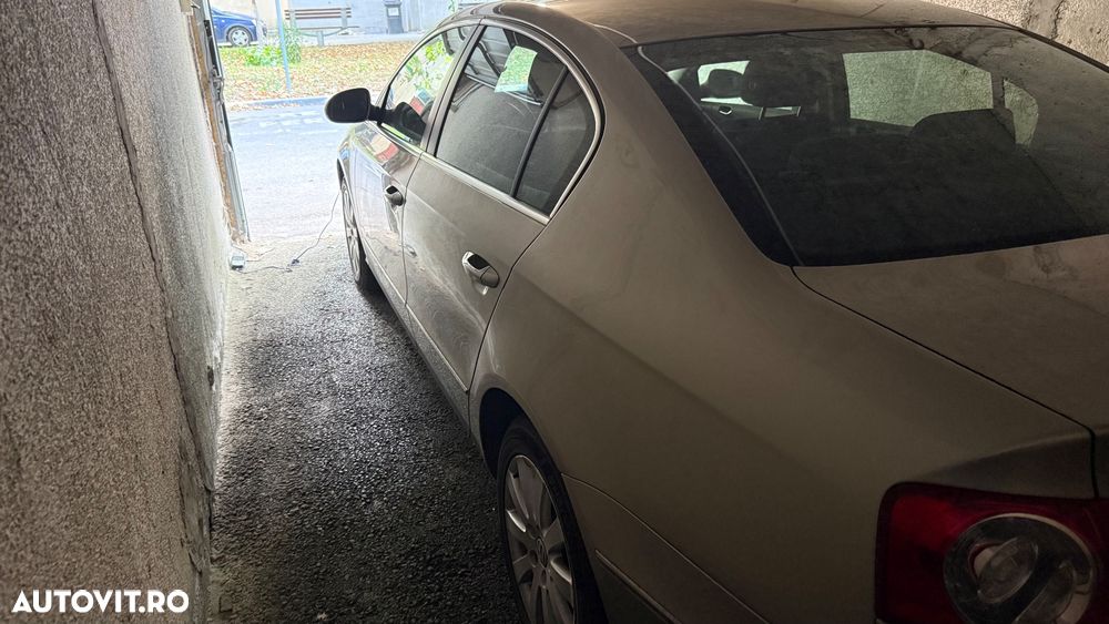 Volkswagen Passat 1.9TDI Comfortline DPF - 3