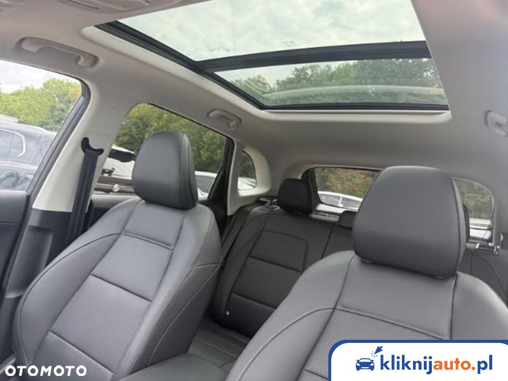 MG ZS Hybrid+ - 9