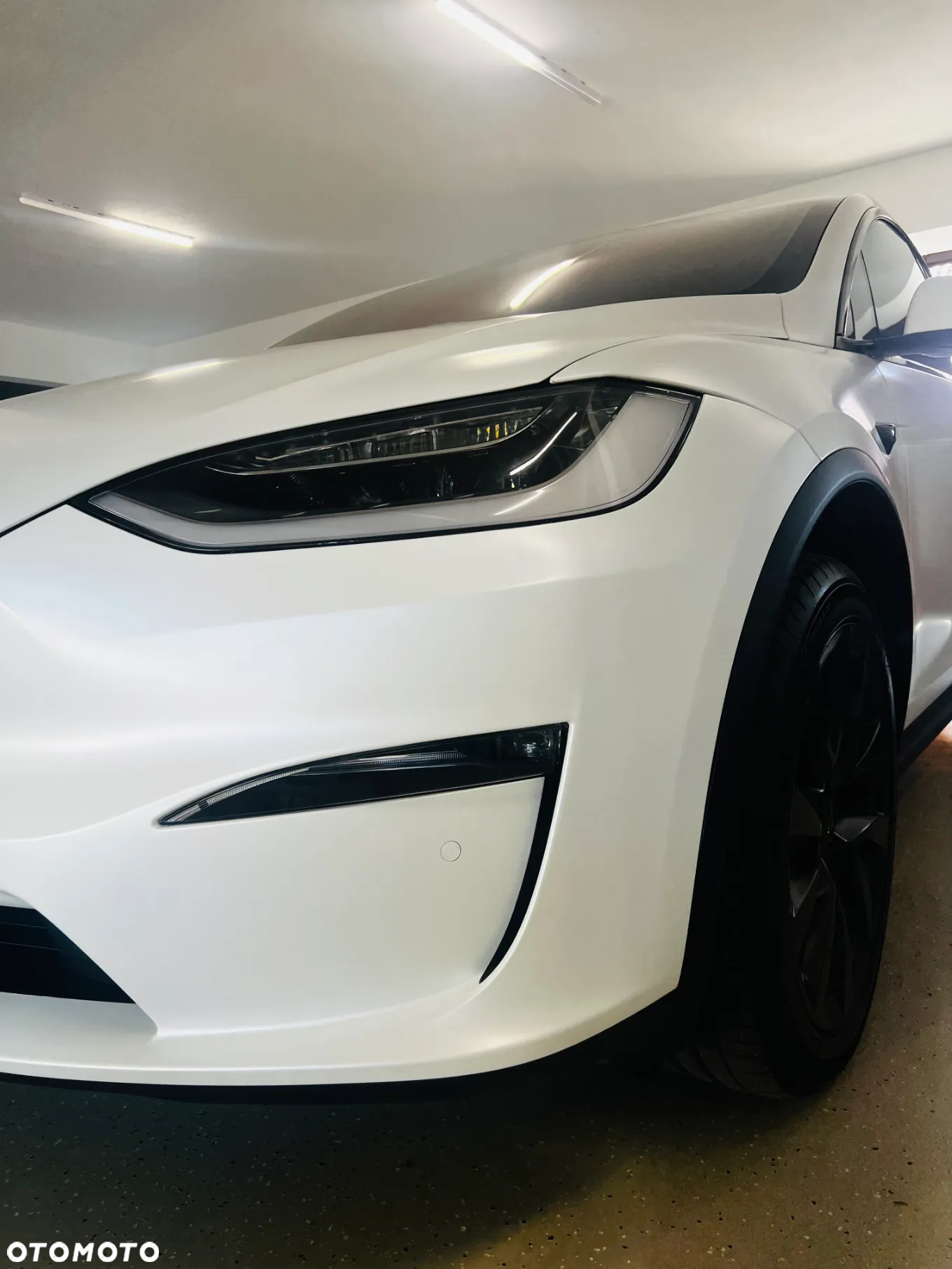 Tesla Model X Plaid - 20