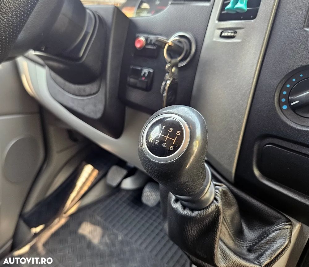 Mercedes-Benz Sprinter 906BA50 - 14