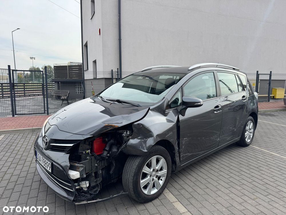 Toyota Verso - 1