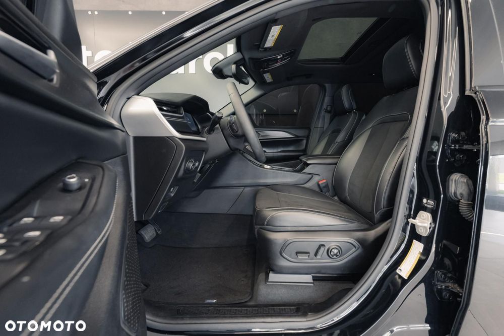 Jeep Grand Cherokee - 14