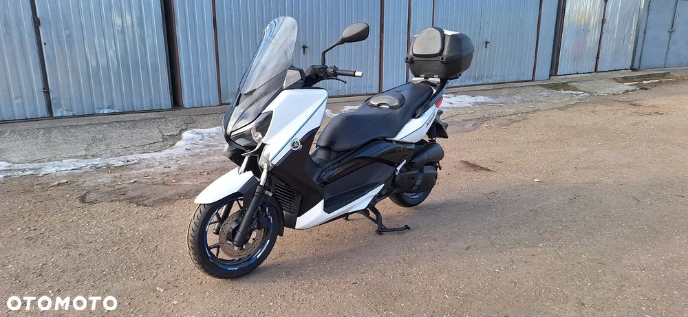 Yamaha X-max - 1