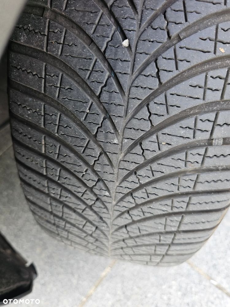 Ford Focus 1.0 EcoBoost Start-Stopp-System ST-LINE DESIGN - 24