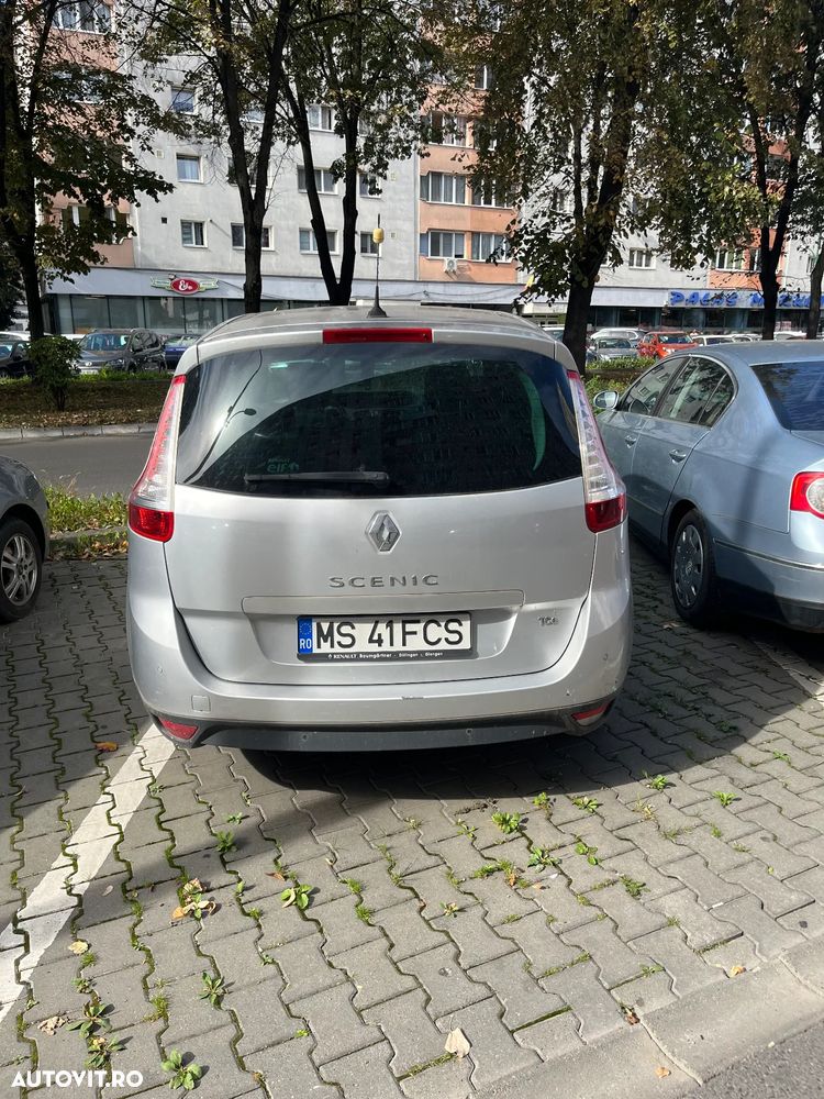 Renault Scenic - 4